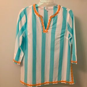 Crown & Ivy Tunic top